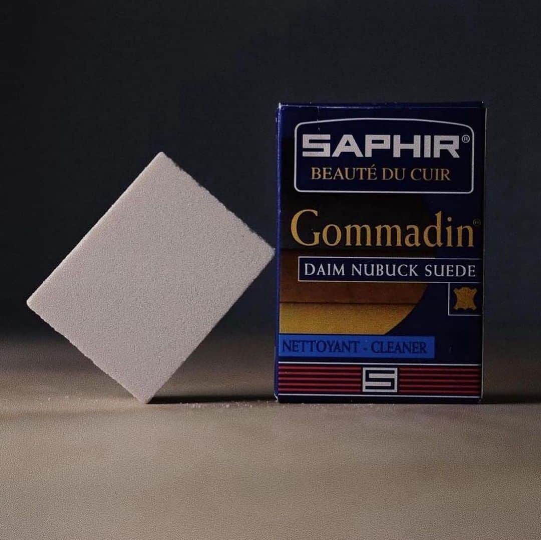 Saphirさんのインスタグラム写真 - (SaphirInstagram)「The Gommadin is an eraser for stains with which you can pre-clean the suede and remove resilient stains.  #shinewithsaphir」11月14日 10時28分 - saphir_official