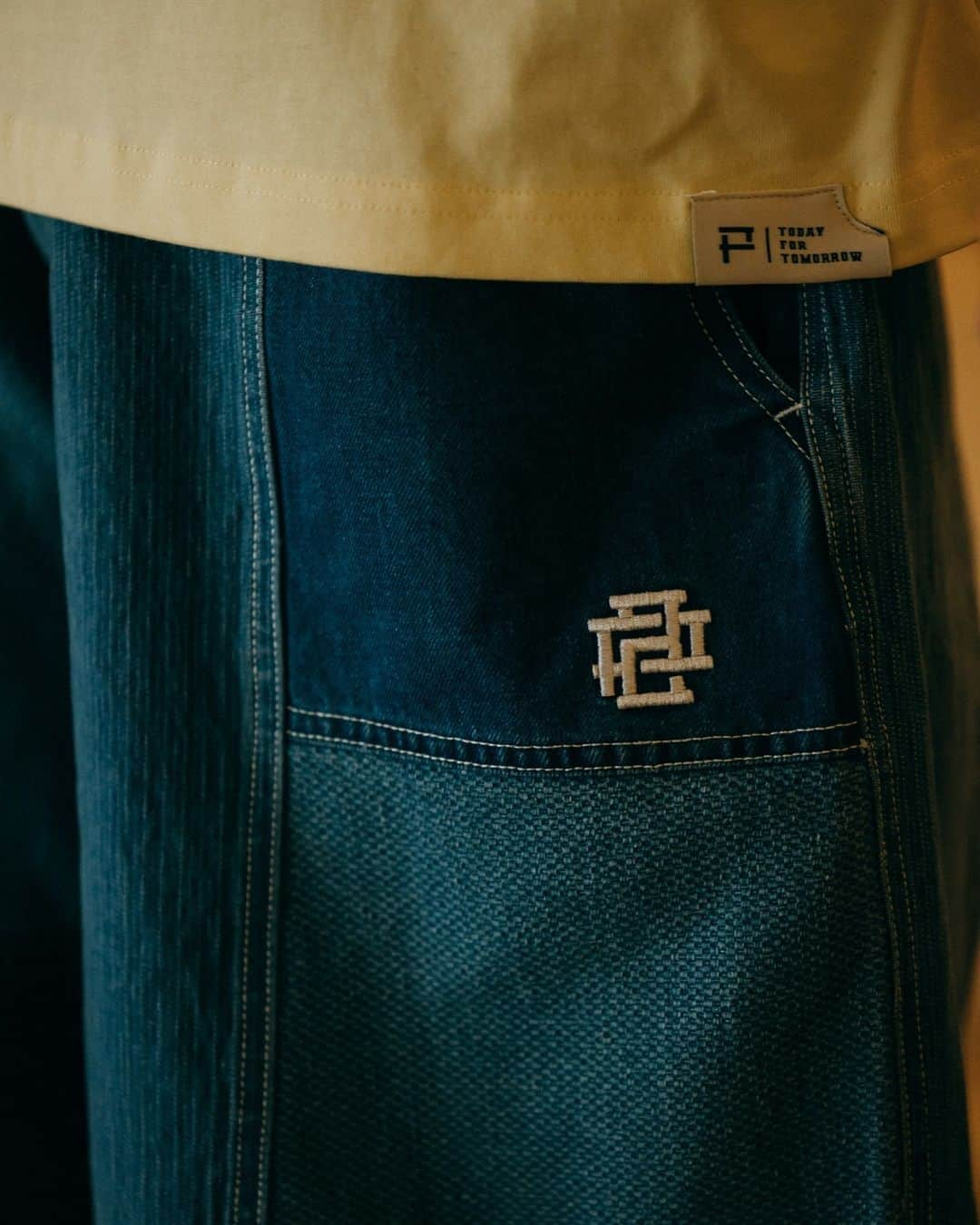 パブリッシュブランドさんのインスタグラム写真 - (パブリッシュブランドInstagram)「A fusion of classic denim and contemporary style. Crafted with precision, these pieces blend diverse shades and patterns, creating a bold, versatile statement.⁠ ⁠ Sold-out in the USA but available in Asia⁠ ⁠ Please use the link below⁠ https://publishbypb.com⁠ .⁠ .⁠ .⁠ .⁠ ⁠ #publishbrand #todayfortomorrow #publishers #oversized #patchwork #denim」11月14日 10時30分 - publishbrand