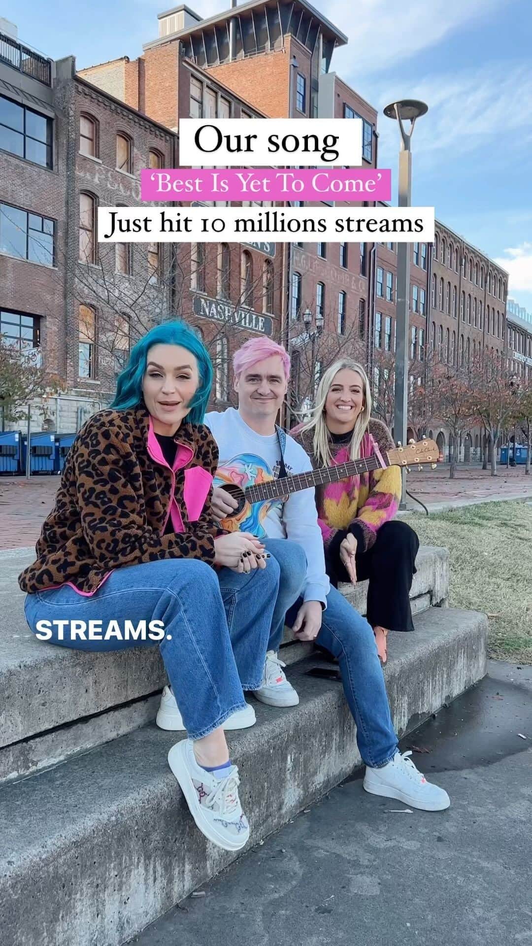 シェパードのインスタグラム：「‘BEST IS YET TO COME’ hit 10 millions streams which is our 11th song to do so!」