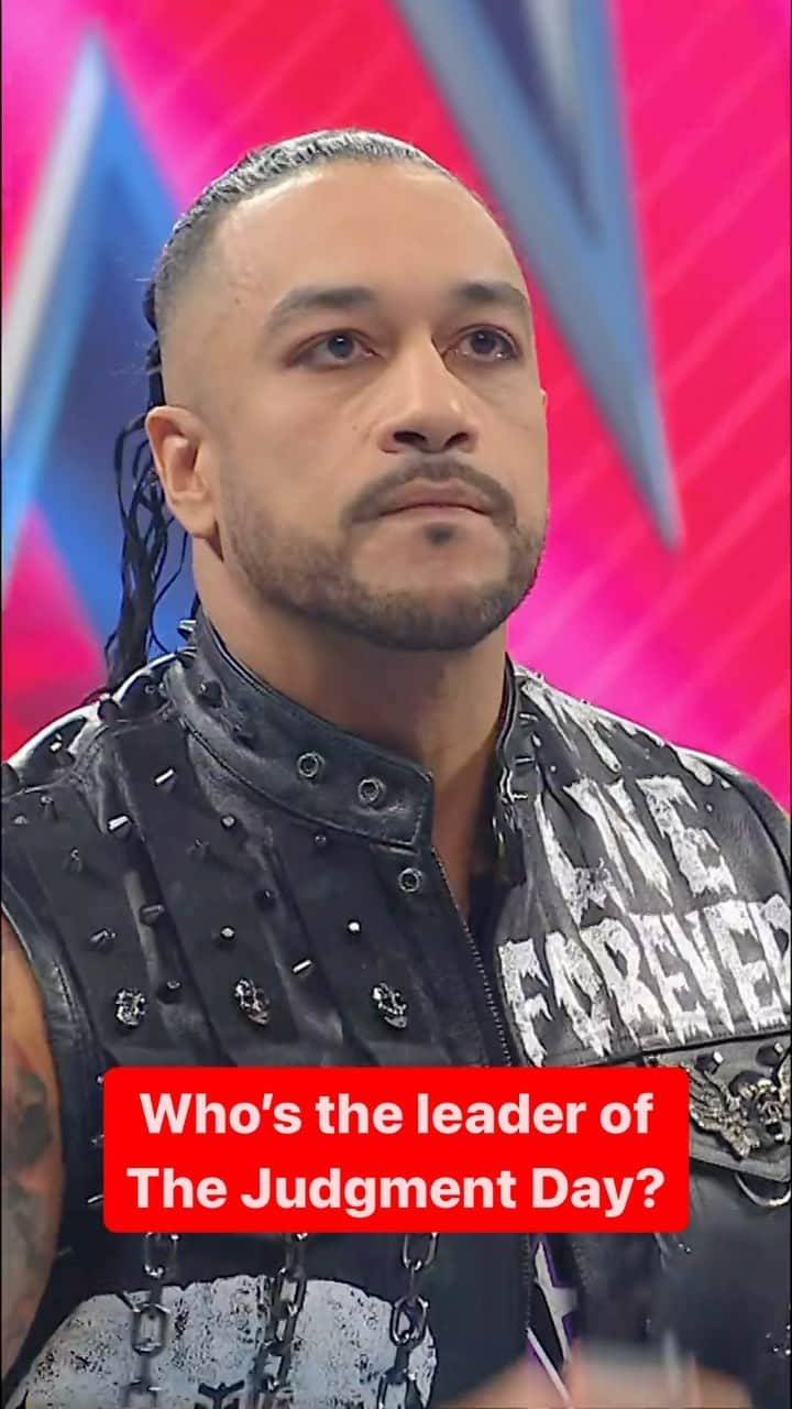 WWEのインスタグラム：「Did he really just say that? 👀😳 #WWERaw」