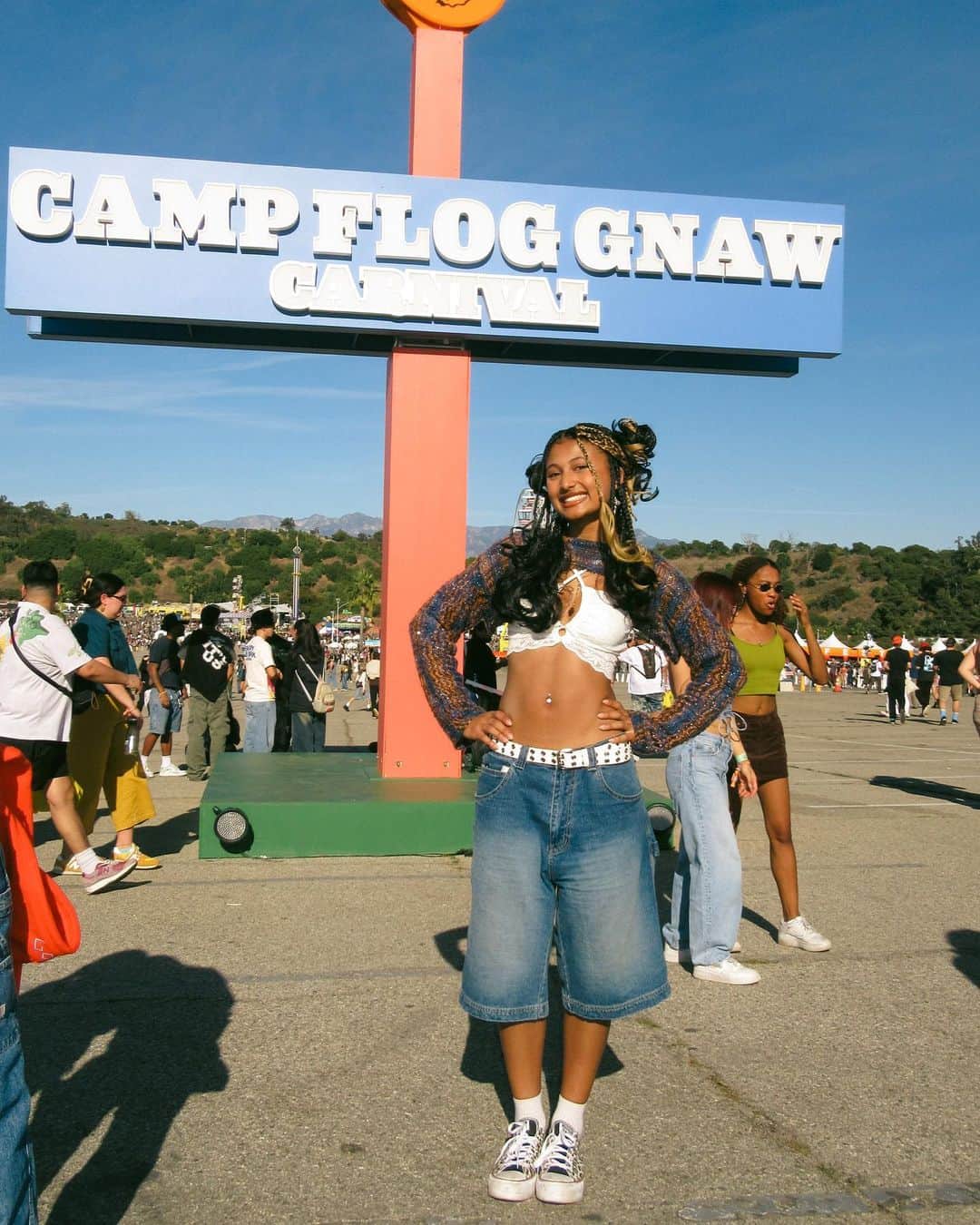 converseさんのインスタグラム写真 - (converseInstagram)「A round of applause for @campfloggnaw day 2 👏 Swipe for the looks we loved. 📸 by @andrewgennusa」11月14日 1時58分 - converse