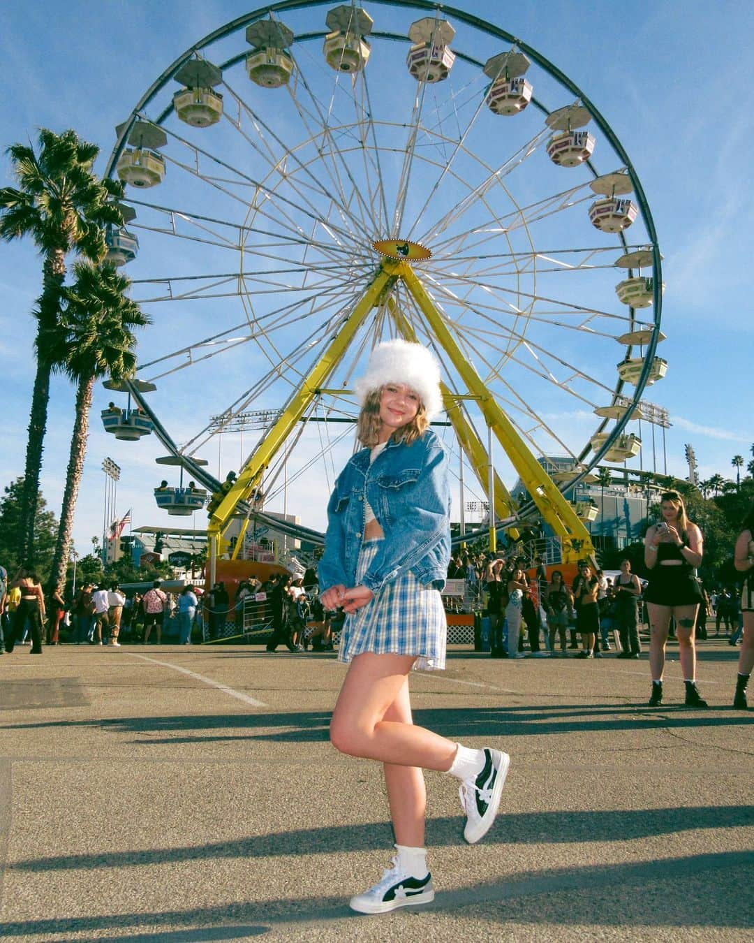 converseのインスタグラム：「A round of applause for @campfloggnaw day 2 👏 Swipe for the looks we loved. 📸 by @andrewgennusa」