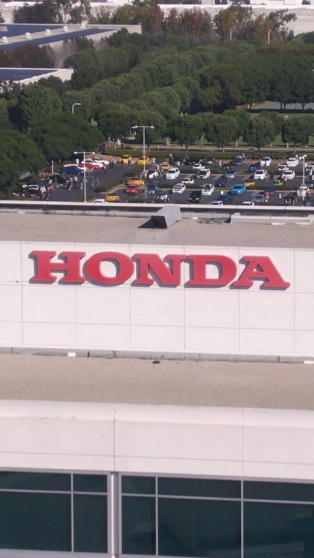 ホンダのインスタグラム：「The #HondaLove was overflowing at our first Cars, Bikes & Coffee Event at the American Honda Collection Hall! Visit the link in our bio to check out future events!」