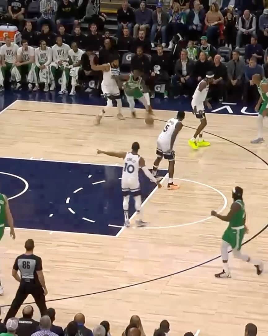 NBAのインスタグラム：「👀 the BEST PLAYS from Week 3’s NBA action!」