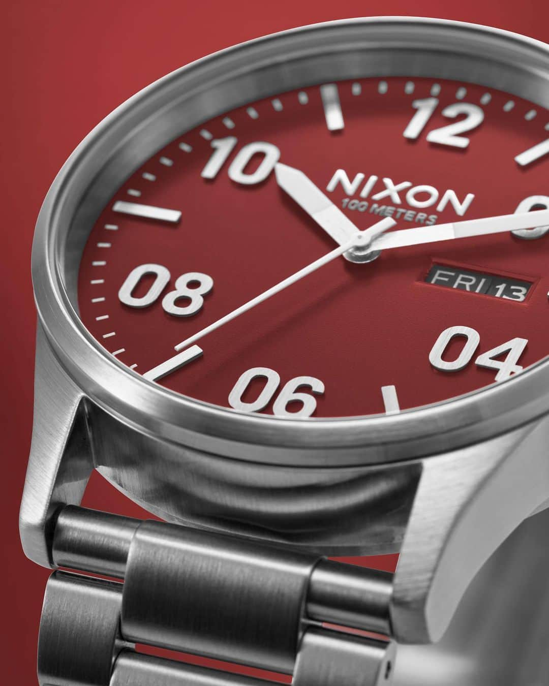 ニクソンさんのインスタグラム写真 - (ニクソンInstagram)「Sauce up your style with the Sentry Stainless Steel from the all-new Cranberry Collection.」11月14日 2時02分 - nixon