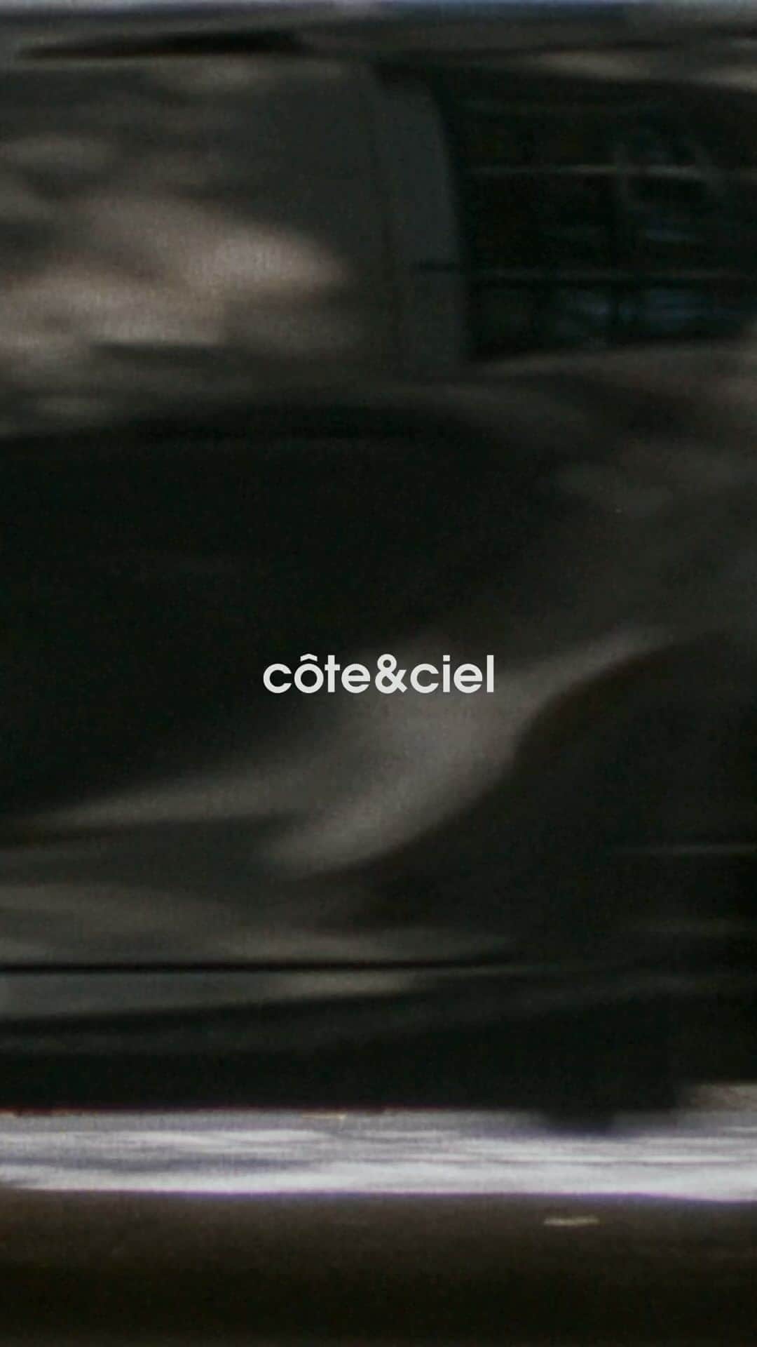 コートエシエルのインスタグラム：「In Motion: The OBION “Raven”  Available to purchase from www.cote&ciel.com」