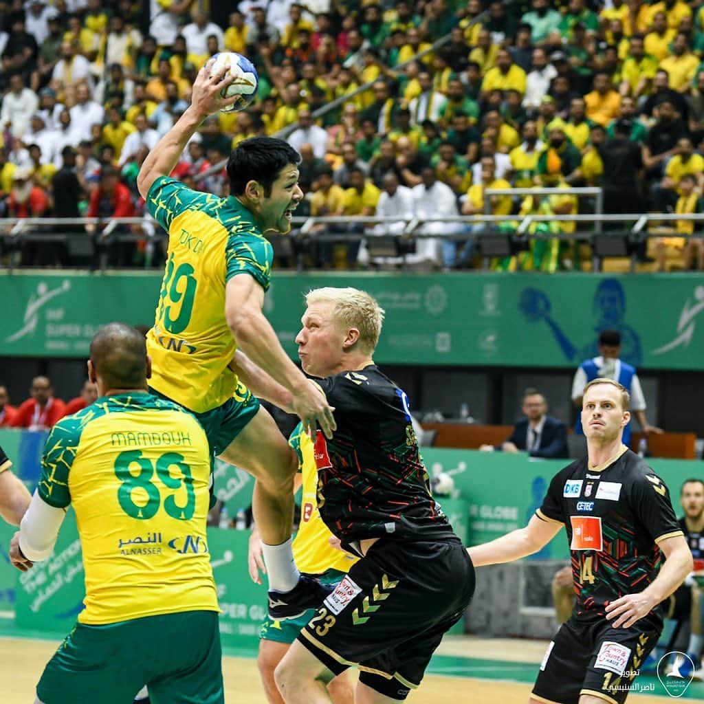 徳田新之介のインスタグラム：「Super globe 2023 Amazing fans 🔰🇸🇦  #handball」