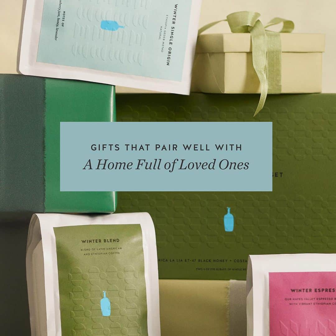 Blue Bottle Coffeeのインスタグラム：「Holiday gatherings are a chance to create beautiful memories with the ones you love. Make hosting easy and delightful this year with our gifts made for gathering. With mug and coffee sets, you can be sure you’ll have everything you need and simply enjoy your home full of loved ones.  Explore our Hosting Essentials and find items made to help you be more present this season.」
