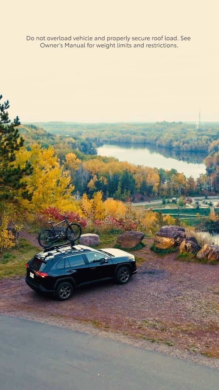 toyotausaのインスタグラム：「Make the wilderness your playground. #RAV4 #LetsGoPlaces」