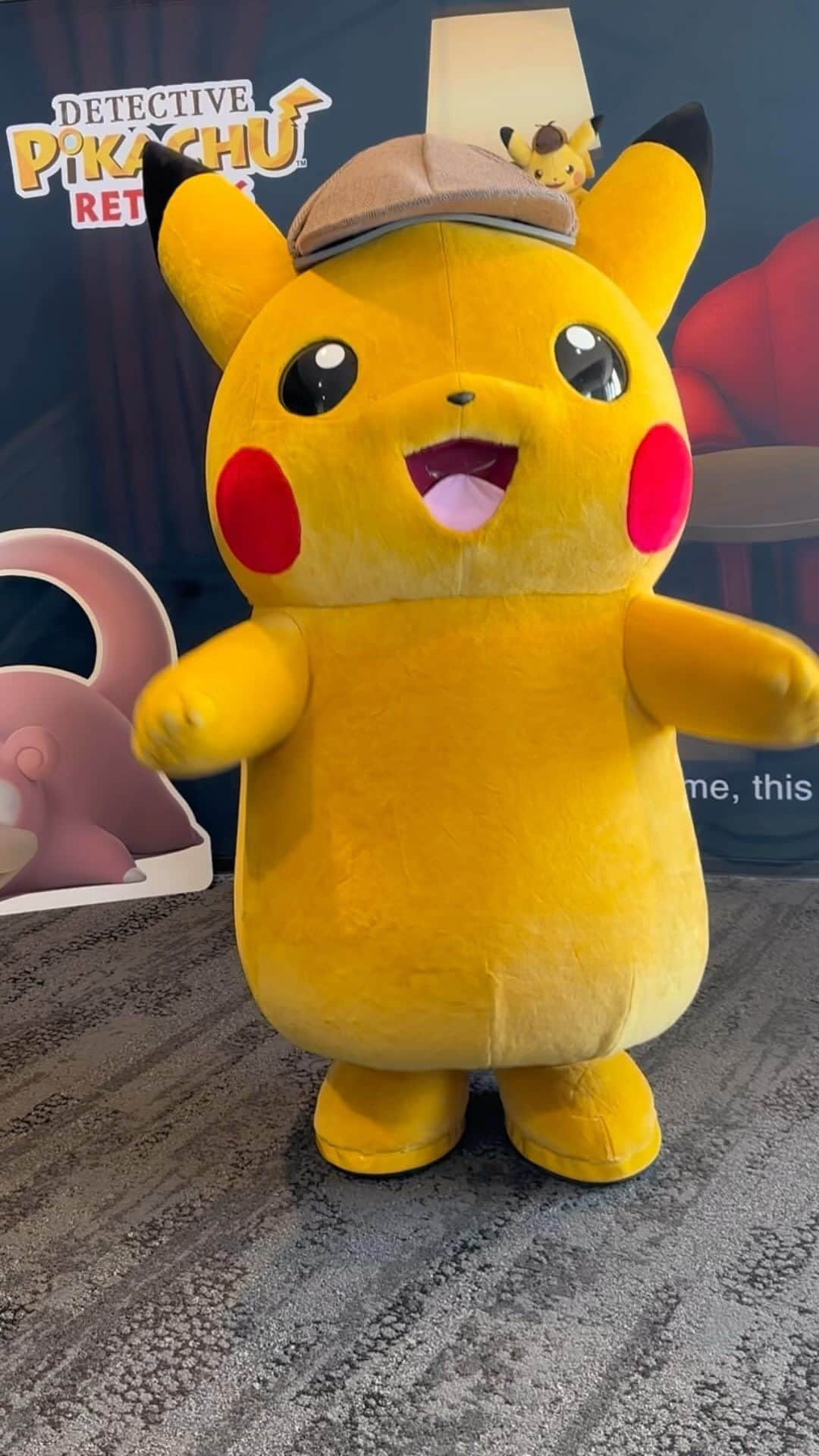 Pokémonのインスタグラム：「Need a partner in Ryme? 🔎 #DetectivePikachu is on the case! 😏  Bring home your own #DetectivePikachuReturns Plush from Pokémon Center!  Available now at link in bio.」