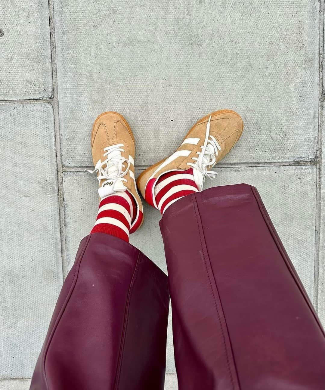 ゴーラさんのインスタグラム写真 - (ゴーラInstagram)「Brighten up your day and add Elan to your sneaker wardrobe. ⁠ ⁠ 📸@sarah.corbettwinder⁠」11月14日 3時21分 - golaclassics