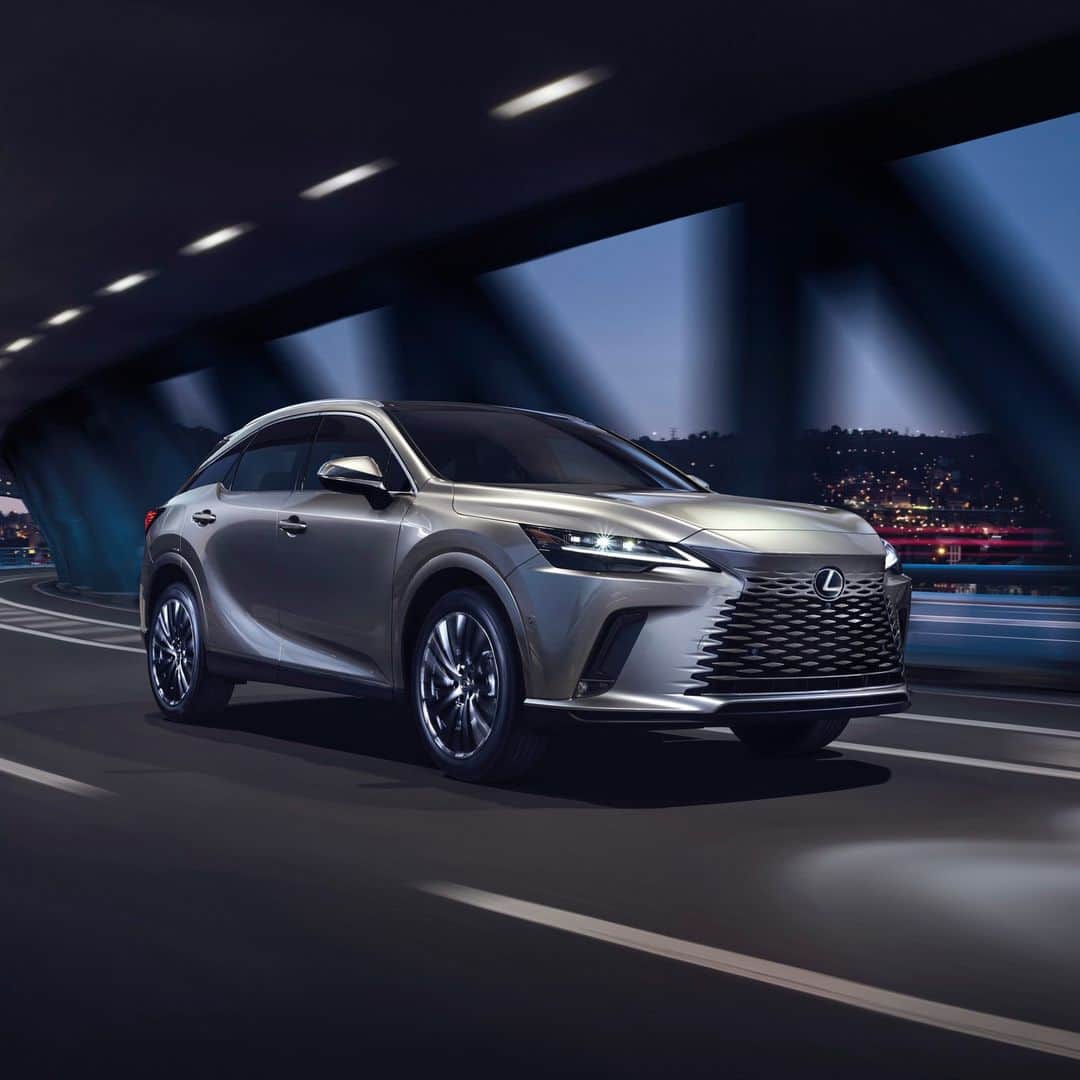 Lexus USAのインスタグラム：「Plug into next level performance. #LexusRX Plug-in  *Limited Availability.」