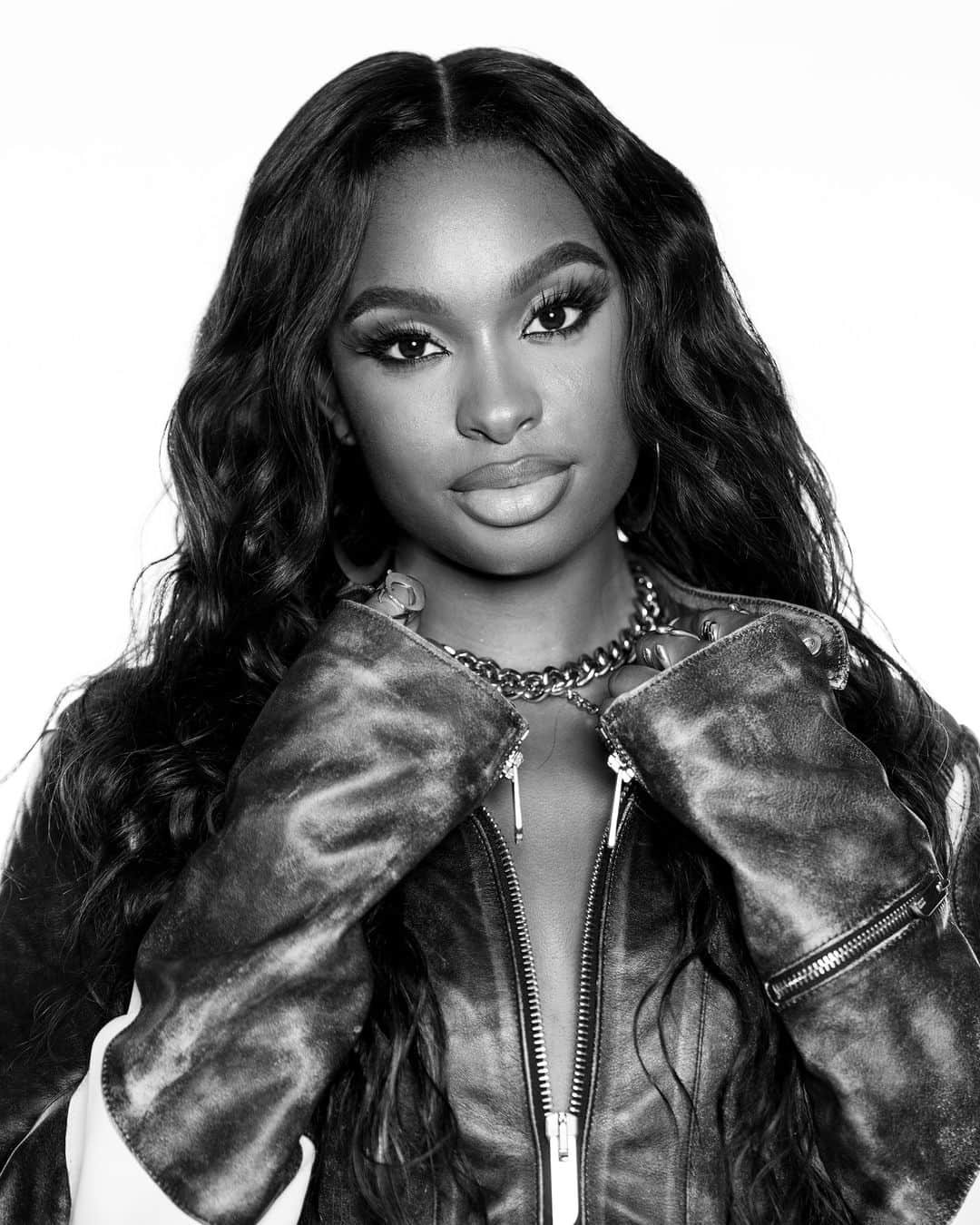 MTVのインスタグラム：「Pressing "post" on these @cocojones photos for #MTVPush is the biggest honor.  Go to push.mtv.com for her performances, interviews & more 🥰」