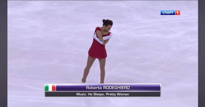 ロベルタ・ロデギエーロのインスタグラム：「Uno dei ricordi più belli 💕  13 novembre 2015  🥉 ISU Grand Prix Trophee Eric Bompard ⛸️」