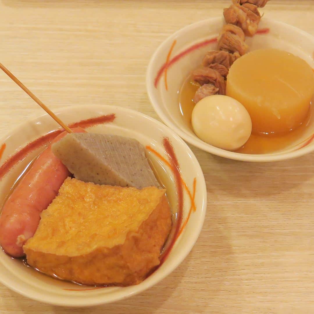 のインスタグラム：「／ 皆さん教えてください📢 ＼  飲みほしたくなるだしと絶品おでんダネ🍢 「はなまるうどん」の「おでん」についての質問です🤗  皆さんがあったらいいなと思う「おでんの具」は何ですか？  ぜひコメント💬で教えてください😆✨  #おでん #質問 #おでんの具 #はなまるうどん #はなまる #hanamaru #うどん #讃岐うどん #udon #グルメ #おすすめ」