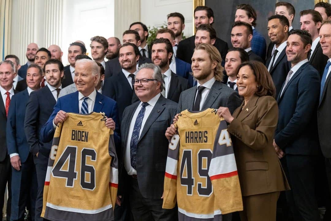 The White Houseのインスタグラム：「Today, President Biden welcomed the Vegas Golden Knights to the White House to celebrate their 2023 Stanley Cup victory. Congratulations, @vegasgoldenknights!」