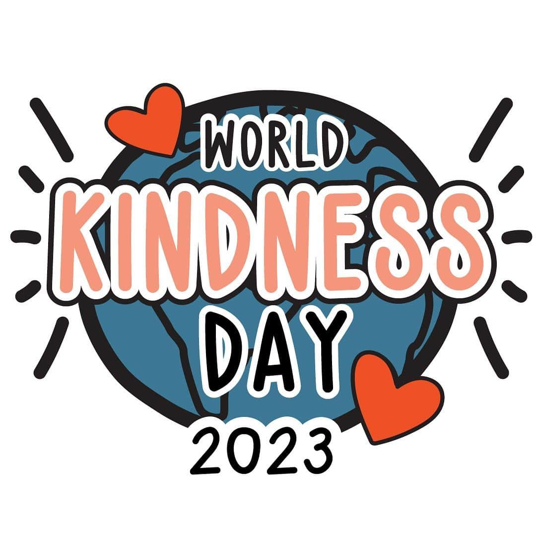 マーシャ・ゲイ・ハーデンのインスタグラム：「Today is #worldkindnessday ! In these times of high stress, children are unfortunately impacted greatly which is why it’s imperative we support #ChildrensMentalHealth in part by leaning into our communities/social connections. Teaching kids positive social skills, like kindness, can help protect not only their mental health, but that of those around them.  Kindness builds empathy, helps create and maintain friendships, and helps develop a sense of community. Follow @onoursleevesofficial for more!」