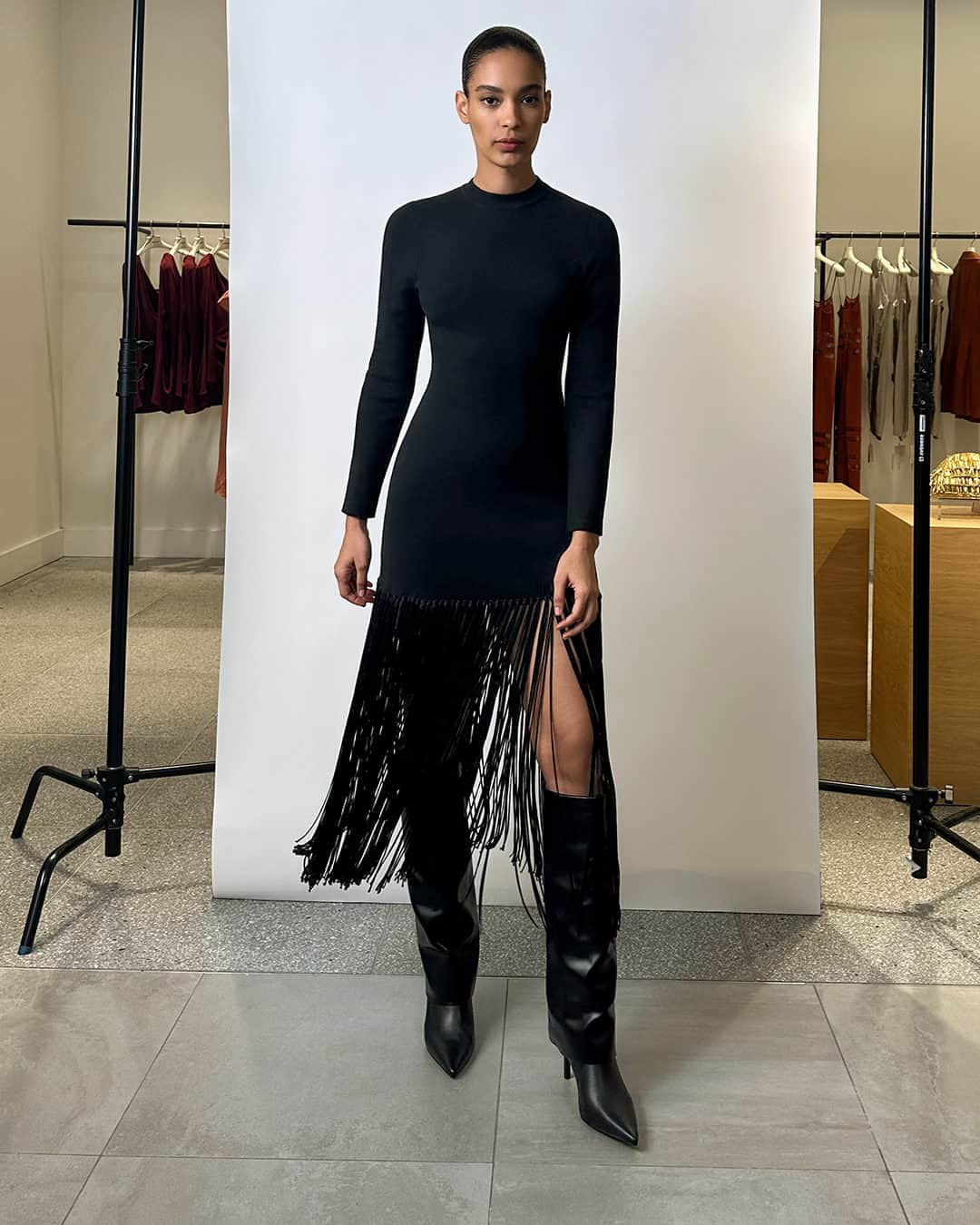 Bloomingdale'sのインスタグラム：「SELLING OUT! AQUA's knee-high boots that *literally* go with everything in your closet (did we mention they’re only $200?). Swipe for outfit inspo ➡️」