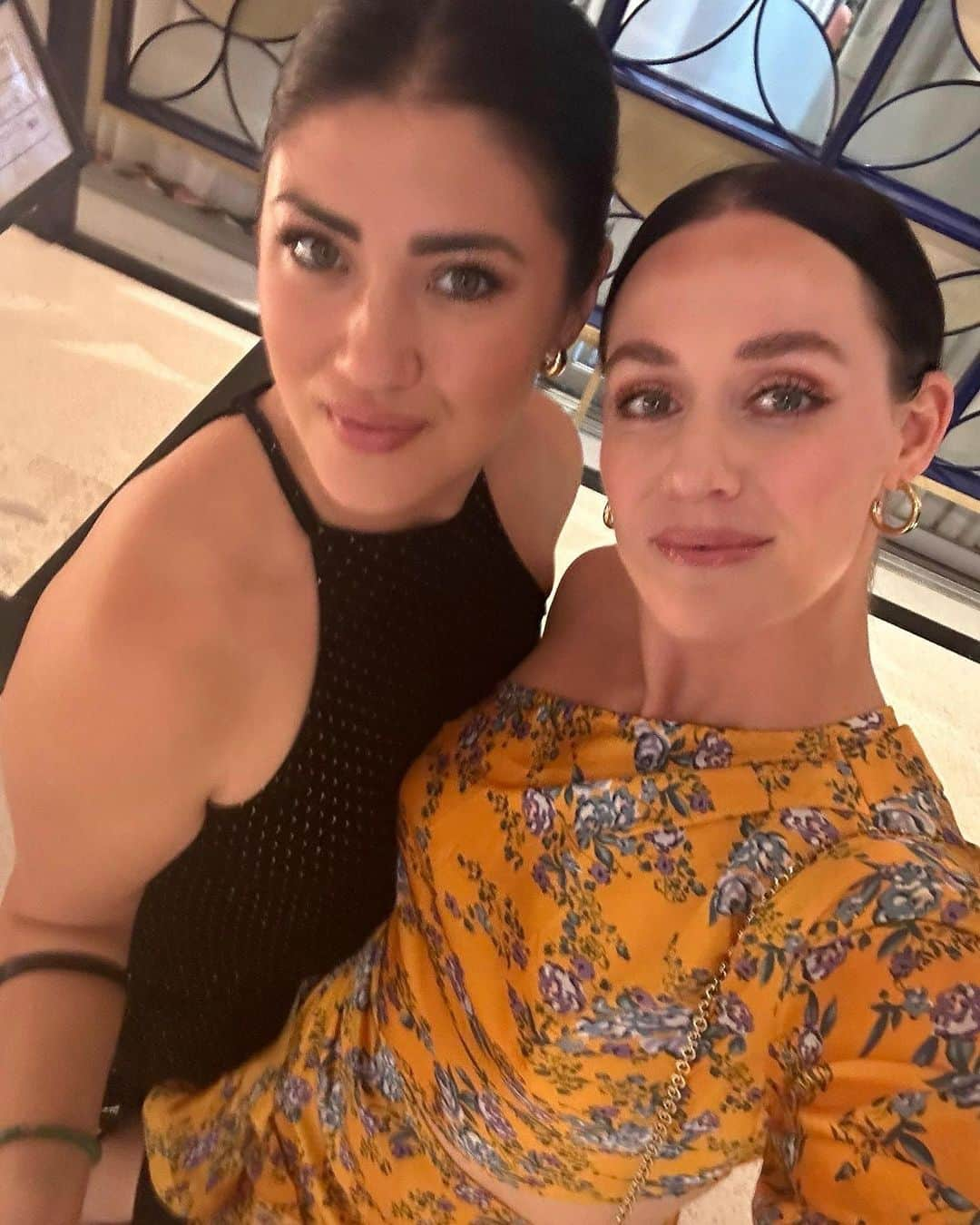 テッサ・ヴァーチュさんのインスタグラム写真 - (テッサ・ヴァーチュInstagram)「Miami magic ☀️」11月14日 7時17分 - tessavirtue17