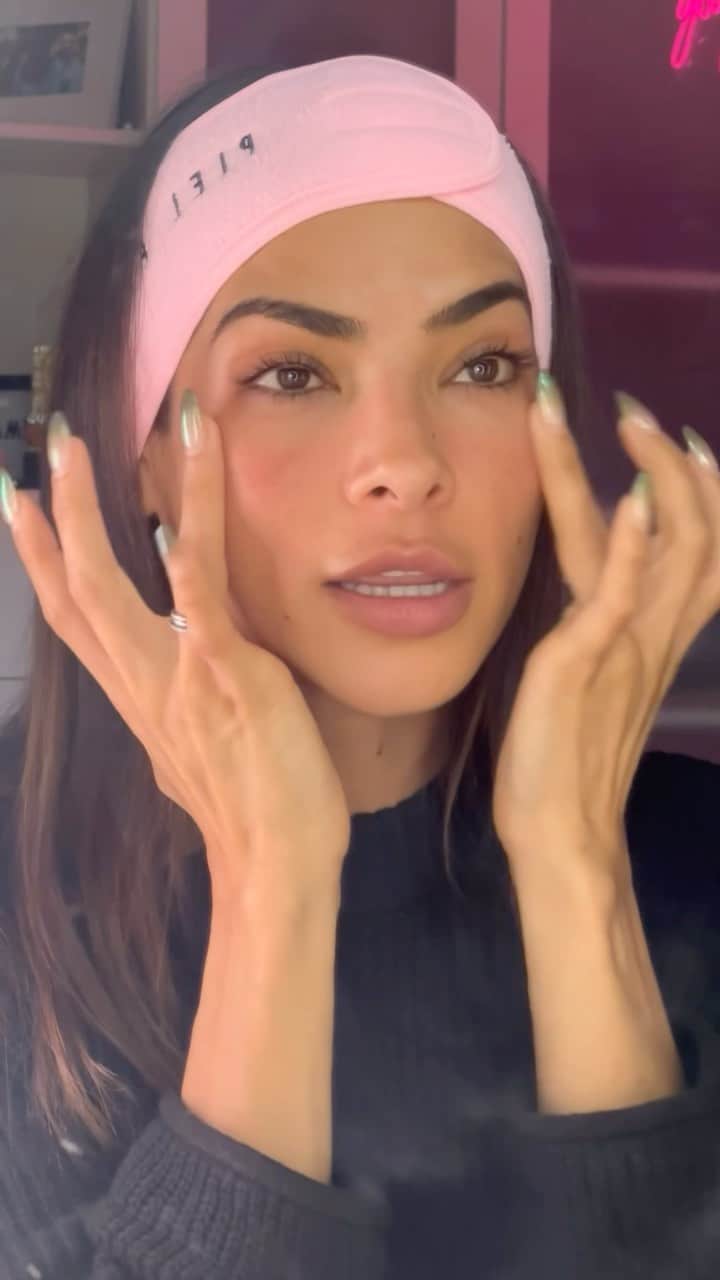 アレハンドラ・エスピノーザのインスタグラム：「En mi #instastory les puse el link, también esta en mi bio ♾️🤗」