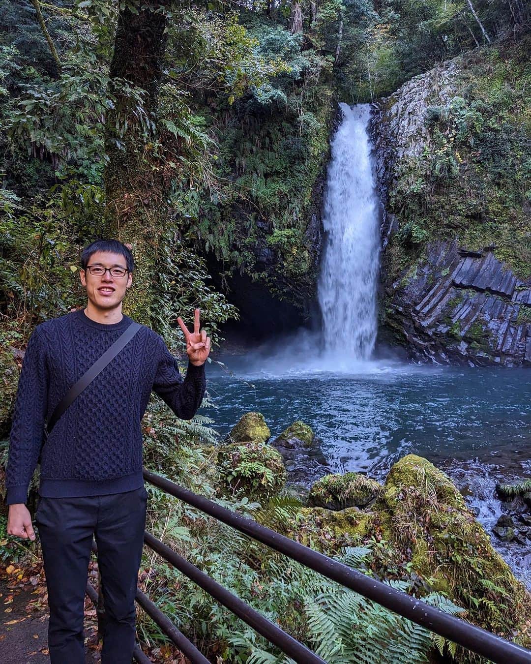李博さんのインスタグラム写真 - (李博Instagram)「昨日のOFF！  #静岡県 #浄蓮の滝 #日本の滝100選  #竜宮窟  #今週からまた頑張ります」11月14日 8時22分 - lee_haku