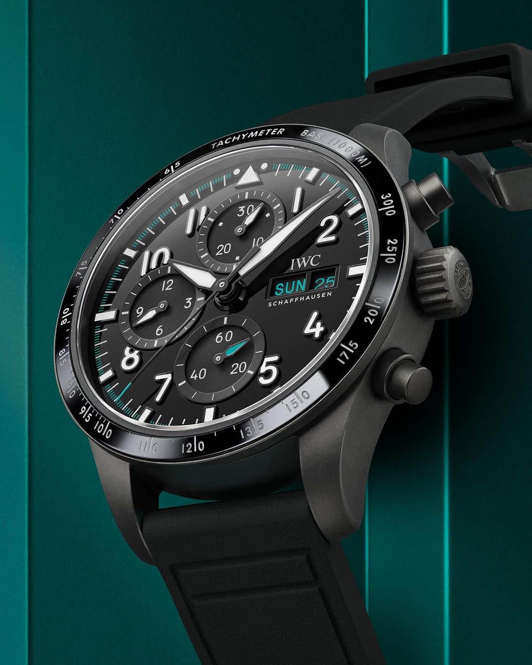 IWCさんのインスタグラム写真 - (IWCInstagram)「With a shared passion for precision and innovation, the Pilot's Watch Performance Chronograph 41 Mercedes-AMG PETRONAS Formula One™ Team (Ref. IW388306) combines superior technical expertise with advanced materials.  #PerformanceChronograph I #TheReference」11月14日 8時36分 - iwcwatches