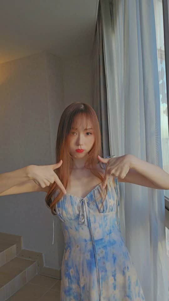 우~~사기다のインスタグラム：「여행이 끝나지 않았으면 ....💙🩵💙🩵」