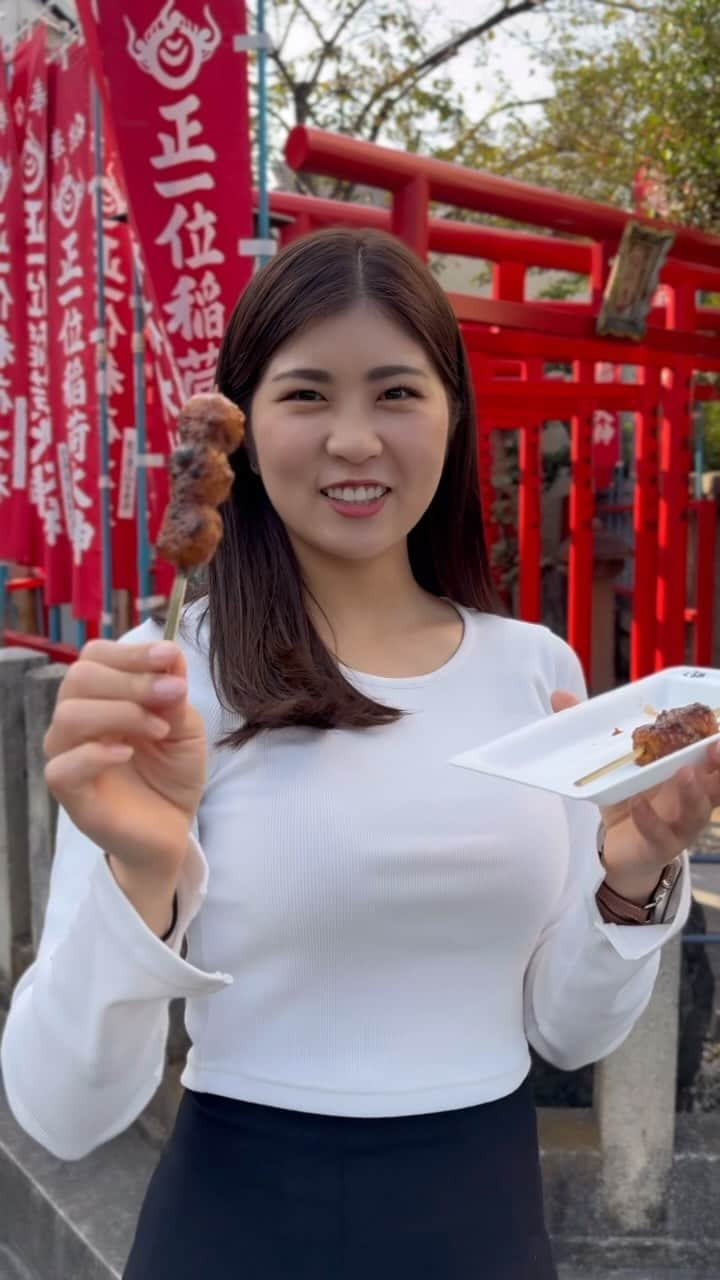 まいまいのインスタグラム：「名古屋で食べ歩き🍡 大須商店街行ったよ✨ 気がついたら串物ばっかりだった😋  おすすめの食べ歩きスポットあったら教えてね⭐️  #まいごるふ#まいぐるめ#ゴルフ女子#グルメ女子#グルメスタグラム#グルメ#名古屋#名古屋グルメ#大須商店街#矢場とん#五平餅maigolf#golfer#gourmet #마이고루후#미식」