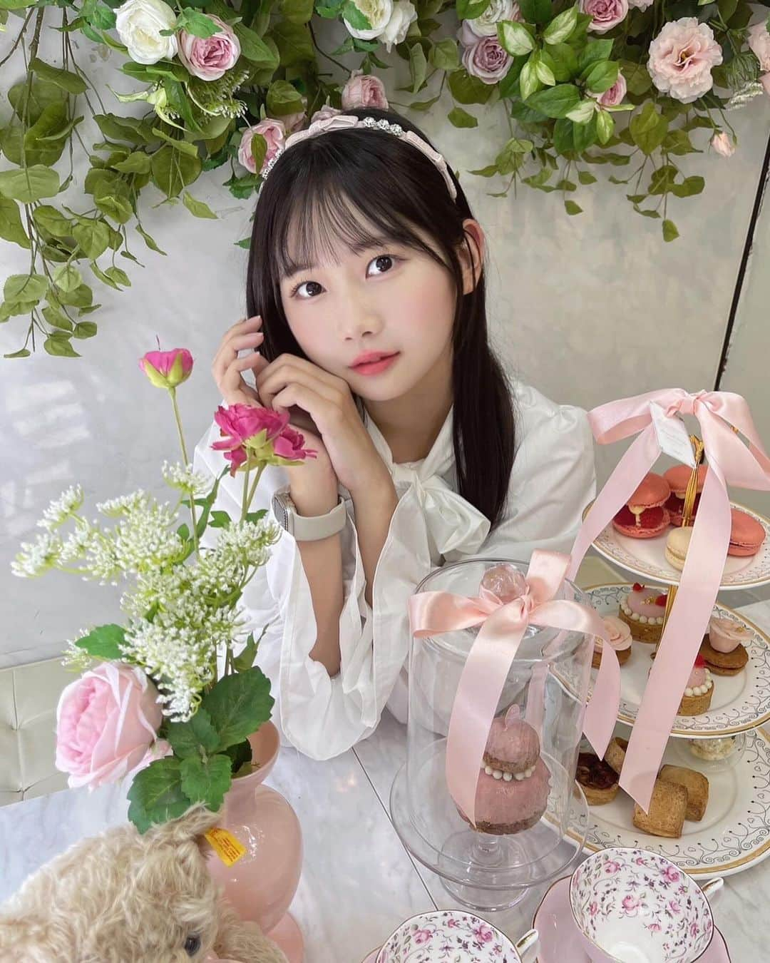 岡村ほまれさんのインスタグラム写真 - (岡村ほまれInstagram)「・ 🧸🫖🍰🎀  @erina_ikuta.official さんとアフタヌーンティーした時の✨️  #モーニング娘23  #morningmusume  #岡村ほまれ  #ほまたん #ほまたん優勝  #生田衣梨奈 さん #えりぽん #えりぽんかわいい  #アフタヌーンティー」11月14日 19時14分 - homare__okamura.official