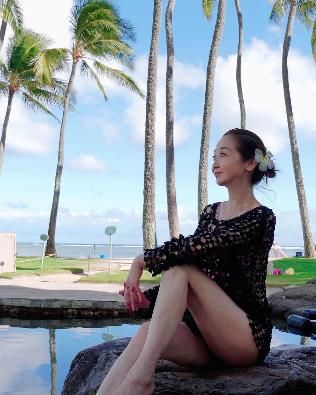 リンのインスタグラム：「Looking  at the beautiful scenery and refreshing my soul.🏝️🏝️ I had a relaxing time @kahala_resort   美しい景色を眺めて心洗われる癒しのひとときを過ごしました。  瞭望着美丽的风景，净化了心灵，度过了一段轻松美好的时光。」