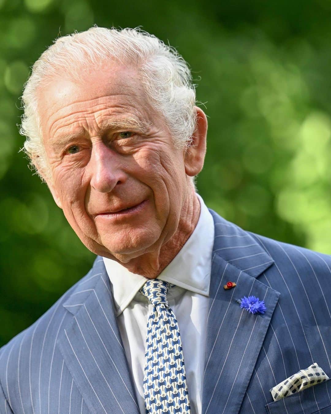 ウィリアム（ケンブリッジ公）さんのインスタグラム写真 - (ウィリアム（ケンブリッジ公）Instagram)「Wishing His Majesty The King a very happy 75th birthday! 🎂」11月14日 19時38分 - princeandprincessofwales