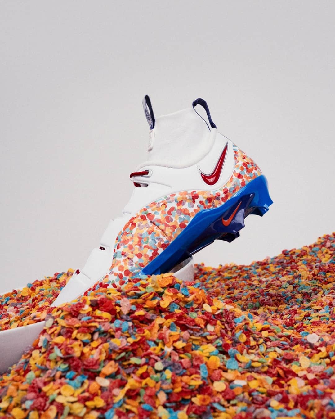 HYPEBEASTさんのインスタグラム写真 - (HYPEBEASTInstagram)「@kingjames is no stranger ...