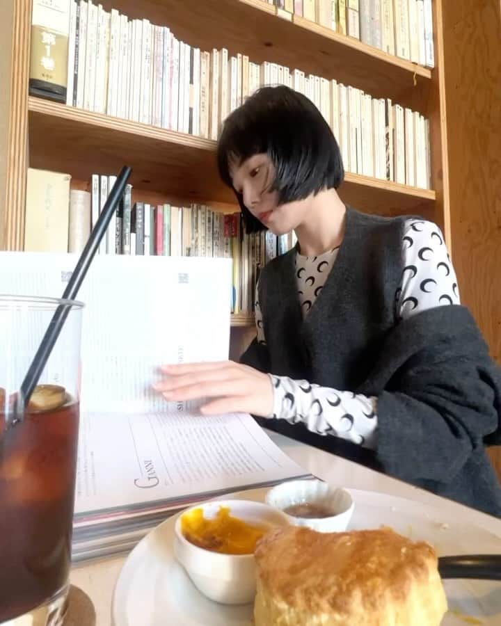 Mikako のインスタグラム：「🩶　#sudo#スード」
