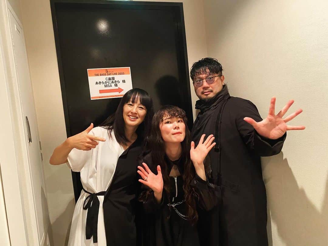 MISAさんのインスタグラム写真 - (MISAInstagram)「TOKIEさんと、吉田一郎さんとのお写真！  #ベースの日」11月14日 11時59分 - misa_bandmaid