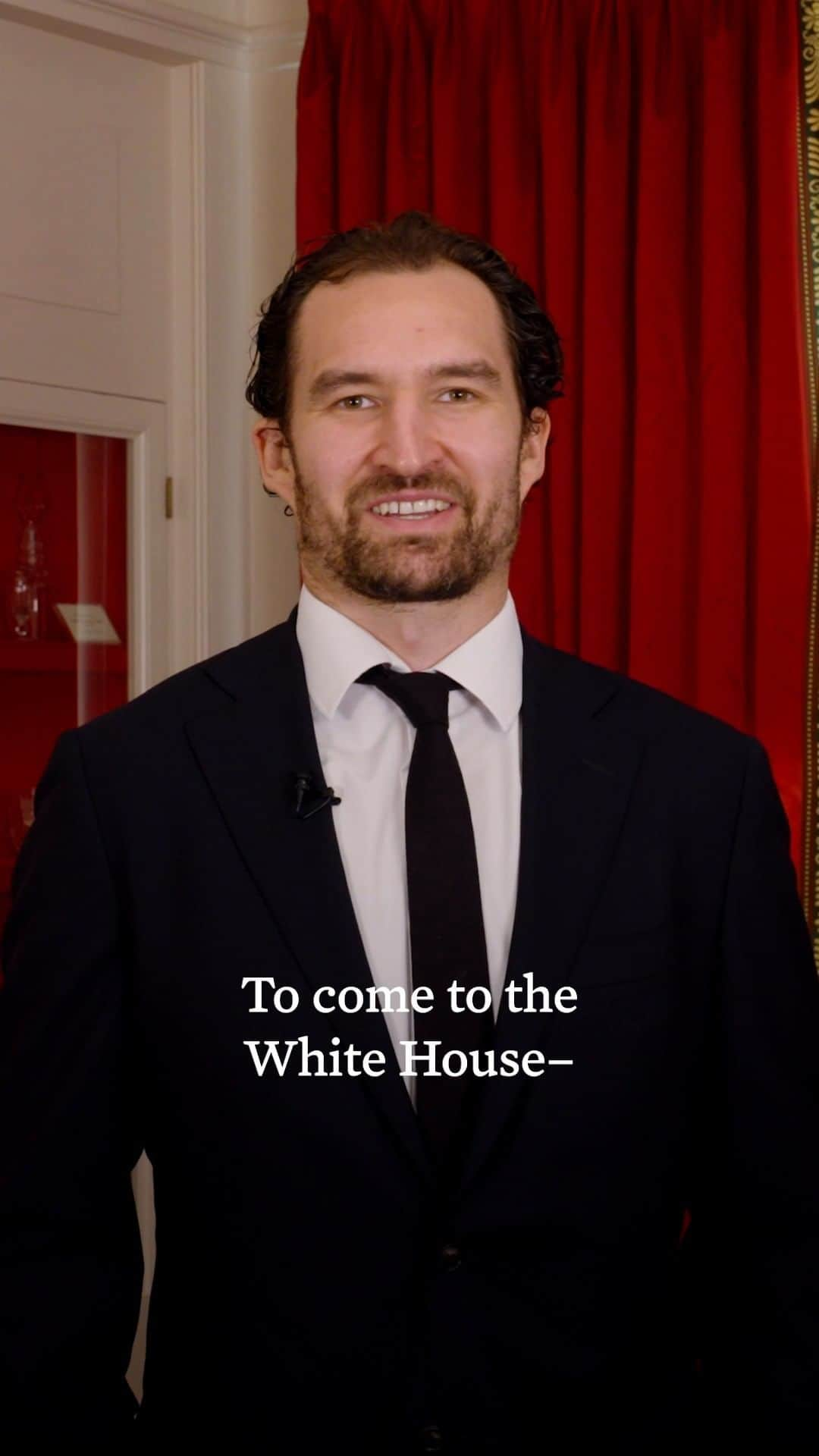 The White Houseのインスタグラム：「@vegasgoldenknights' Captain Mark Stone took a moment to thank the team’s loyal fans as they celebrated their Stanley Cup win at the White House.」