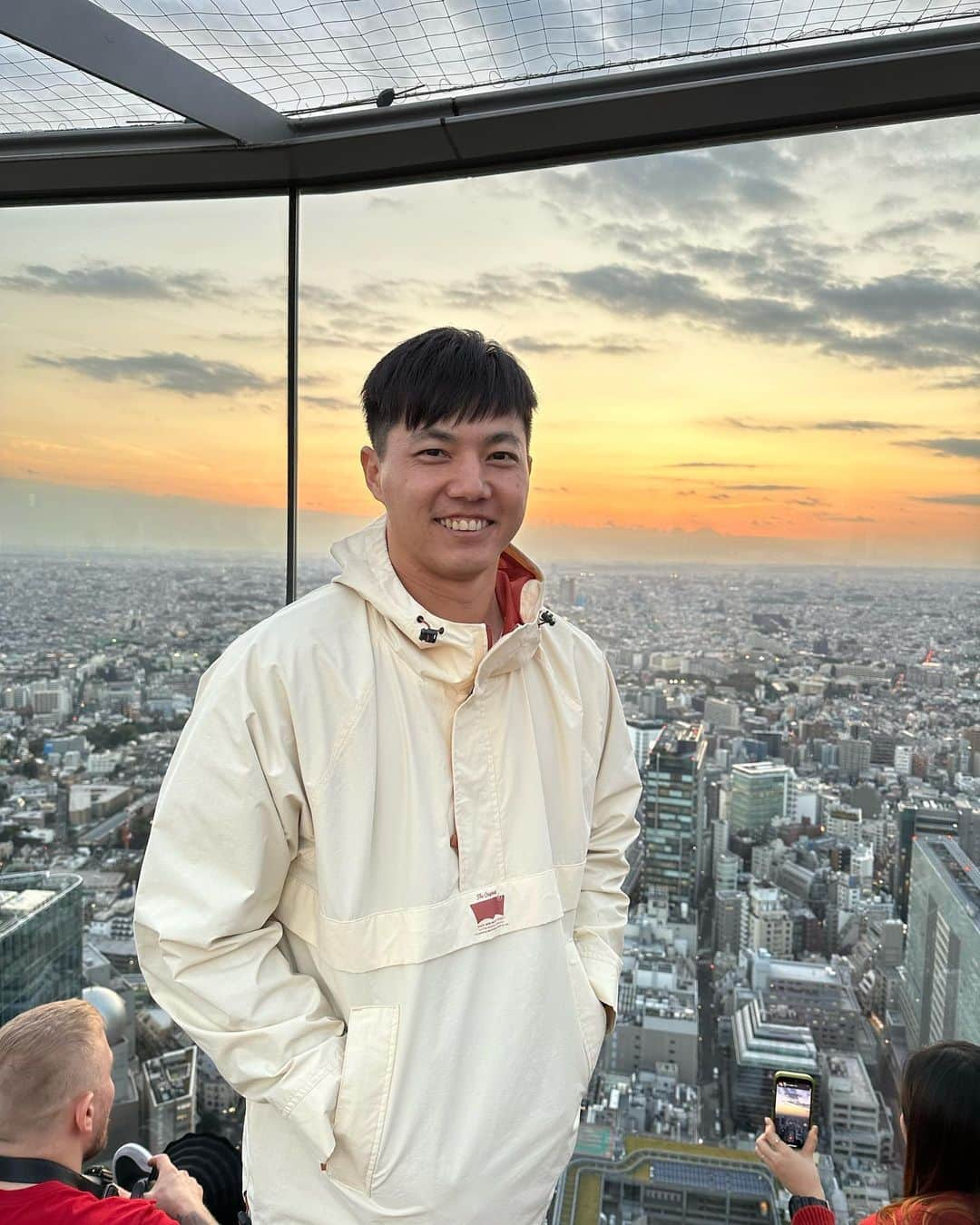 郭俊麟さんのインスタグラム写真 - (郭俊麟Instagram)「9天🇯🇵之旅 去了很多之前去過和沒去過的地方 很開心能再見到日本的朋友們🧑‍🤝‍🧑 還好會說的日文都還記得 期待下次見  平良と田村と誠さん 会いました 嬉しいかったです また来年ねー」11月14日 12時11分 - kuo19920202