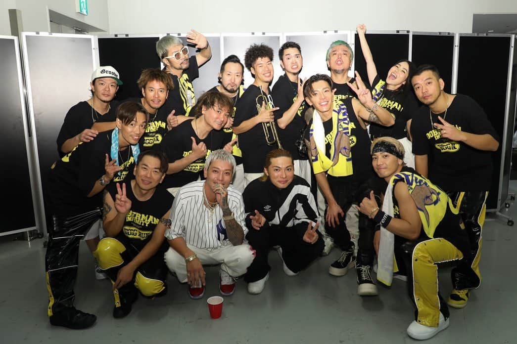 のインスタグラム：「DOBERMAN INFINITY LIVE TOUR 2023 “DOGG RUN"  神奈川 / KT Zepp Yokohama ありがとうございました。  Specialな日でした🤘 残り、バンドで参加するのは、 2本‼️最高の更新していきまっせ‼️  #dobermaninfinity  #diband #doggrun」
