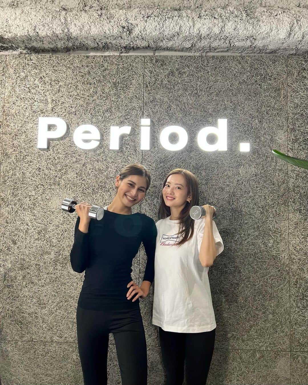 のインスタグラム：「今日も朝から頑張った🔥久しぶりに背中もやりました！  私のインスタを見て @period.kazuki さんにお願いすると体験も無料で、入会金20,000円も無料になります✨ ぜひ行ってみてね💪🏻」