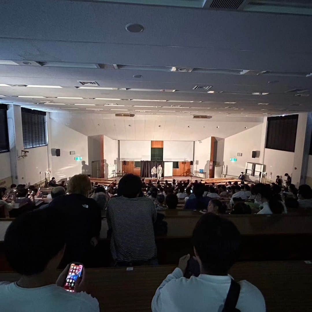 井口浩之さんのインスタグラム写真 - (井口浩之Instagram)「学園祭。  #ウエストランド #学園祭 #ありがとうございます」11月14日 13時12分 - westiguchi