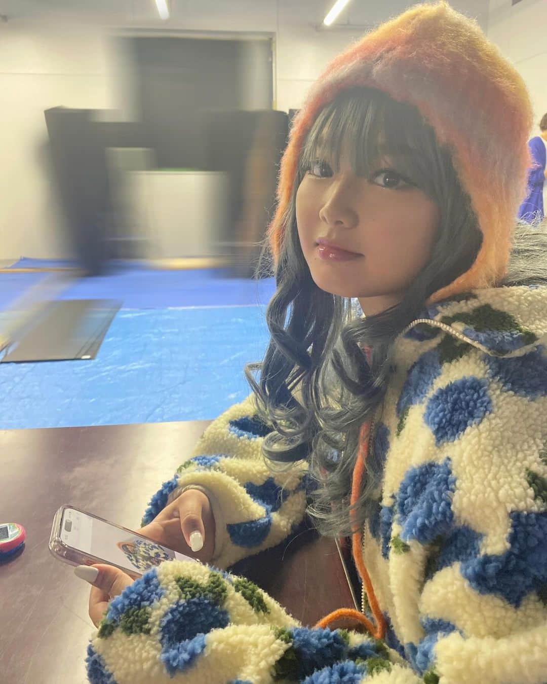 箭内夢菜さんのインスタグラム写真 - (箭内夢菜Instagram)「☁️🩵🌸  本日よる10時からは  #マイハル 第5話です！！！  かわいいかわいい愛たん🧸 と、 マブ @rikka.ihara.official  が撮ってくれた5話のオフショットです👭🏻笑 どのシーンの衣装でしょうか👀  あの第4話の最後からどうなったのか...🫢♡ 絶対みてくださいね🫶🏻   #マイセカンドアオハル  #☁️🩵🌸」11月14日 13時37分 - yumenayanai_official
