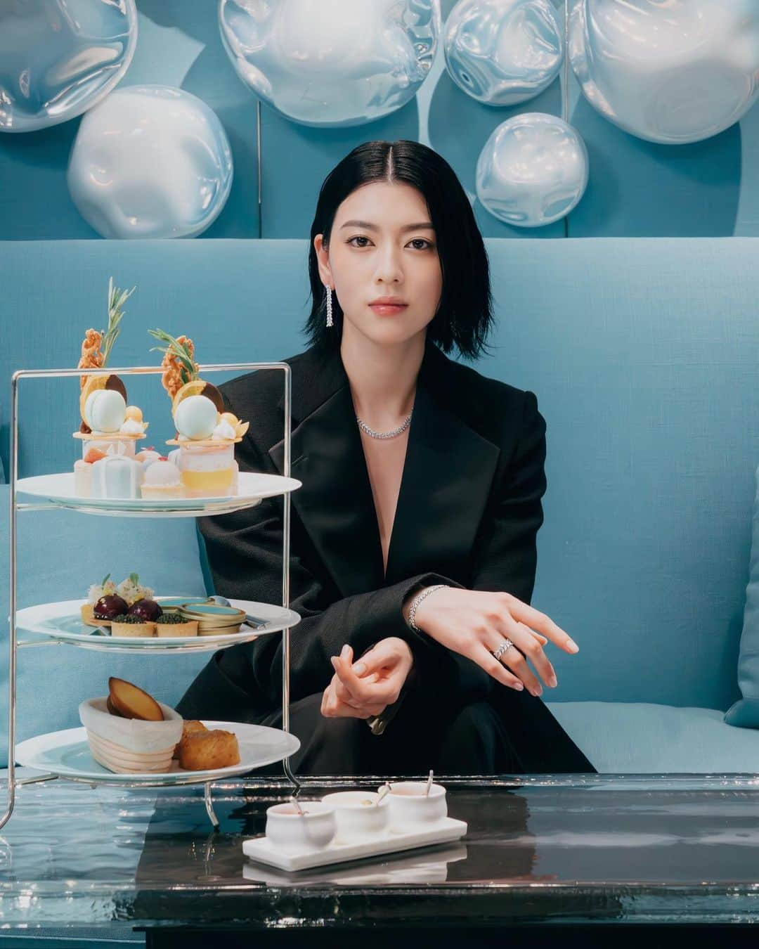 三吉彩花さんのインスタグラム写真 - (三吉彩花Instagram)「-Tiffany&Co.-  First time in HK~~!!!💞 I was really looking forward to this day!!!  Enjoyed Blue Book event and the shop tour of Flagship store in HK etc. 🩵🩵🩵  I'll be back soon…  #JeanSchlumberger #TiffanyHighJewelry #TiffanyBlueBook #TiffanyAndCo #TiffanyHK @tiffanyandco」11月14日 13時52分 - miyoshi.aa