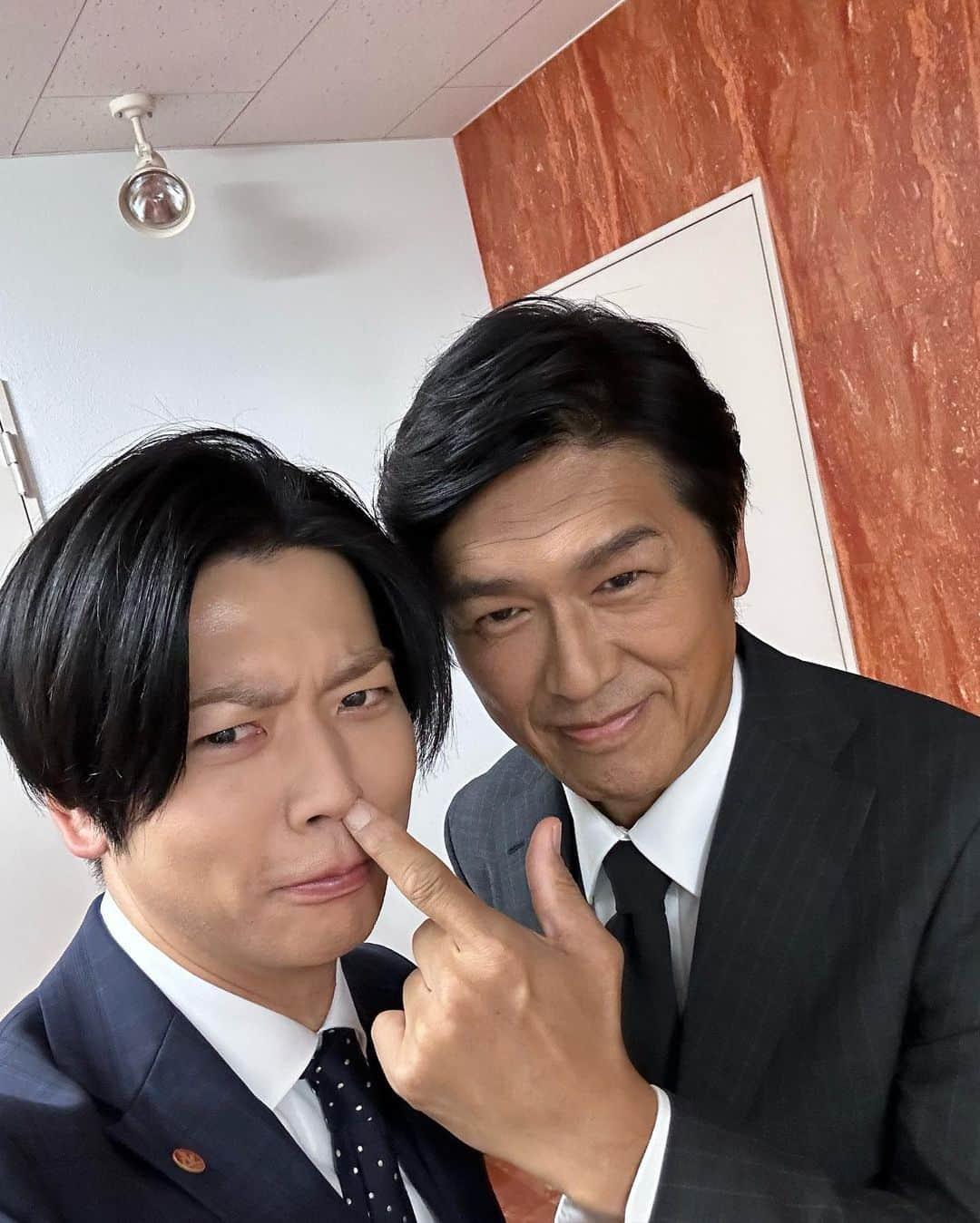 増田貴久さんのインスタグラム写真 - (増田貴久Instagram)「⁡ #ギフテッド #ドラマ #再び共演させていただけて感動です #高橋克典 #先生 #ネックレスずっと大切に付けてます #WOWOW #東海テレビ」11月14日 14時13分 - takahisaaaamasudaaaa