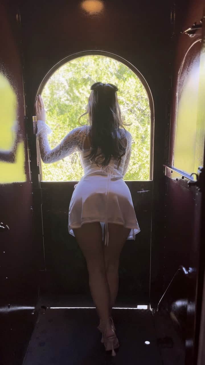 Tawny Jordanのインスタグラム：「Destination: Wine Country 🍷  #Napa #WineCountry #WineTrain」