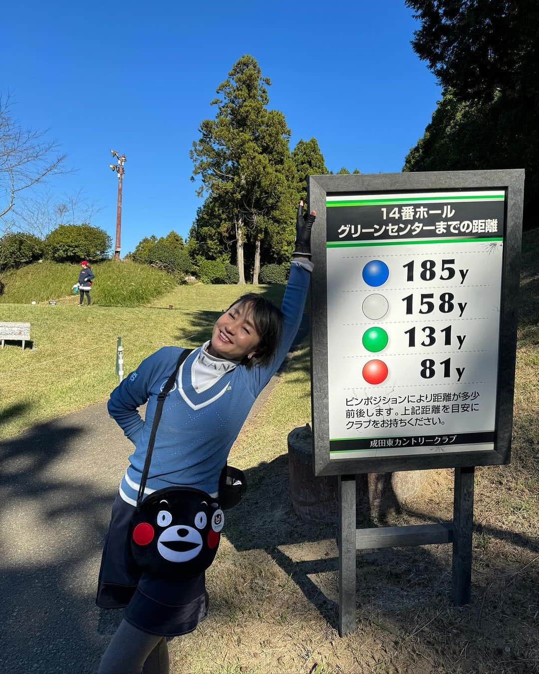 橋本志穂さんのインスタグラム写真 - (橋本志穂Instagram)「今日はかとうれいこさんとー。 れいこさんが朝迎えにきてくれて、、 千葉のゴルフ場へ〜 現地で下川美奈ちゃんと待ち合わせ〜  下川部長を囲む会のゴルフでした。  11月も半ばというのに サツキが咲いてたよー  もうねー 笑いっぱなし！ 今日はほんとにシワができるほどワロタ。  今日は自分のクラブ忘れずに持ってったよー❣️  #ゴルフ女子 @katoreiko_official @mina.shimokawa」11月14日 20時27分 - shihohashimoto3
