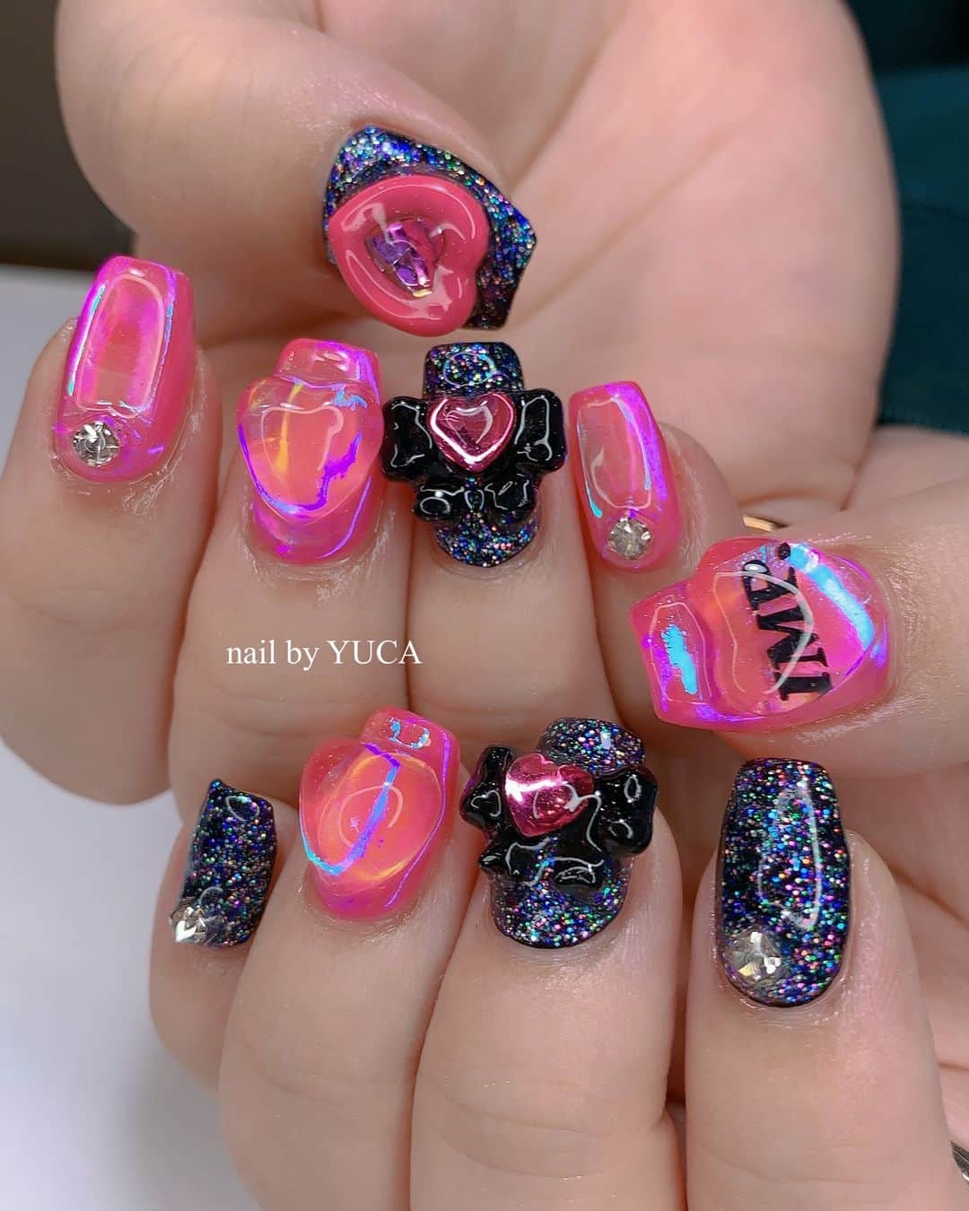 YUCAのインスタグラム：「image➡︎ @_7mp_official_  ⁡ ⁡ ⁡  #nail #ネイル #젤네일 #네일  #tettynail #유카네일 #美甲 #yucanail」