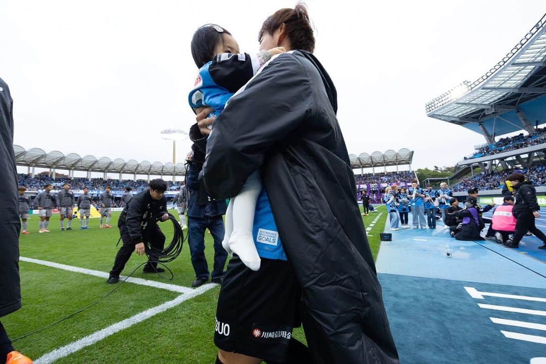 脇坂泰斗のインスタグラム：「.  ホームの後押しを勝利に変えることができず、悔しいです。 今シーズンも残りわずかですが、応援よろしくお願いします！！  #川崎フロンターレ #frontale」