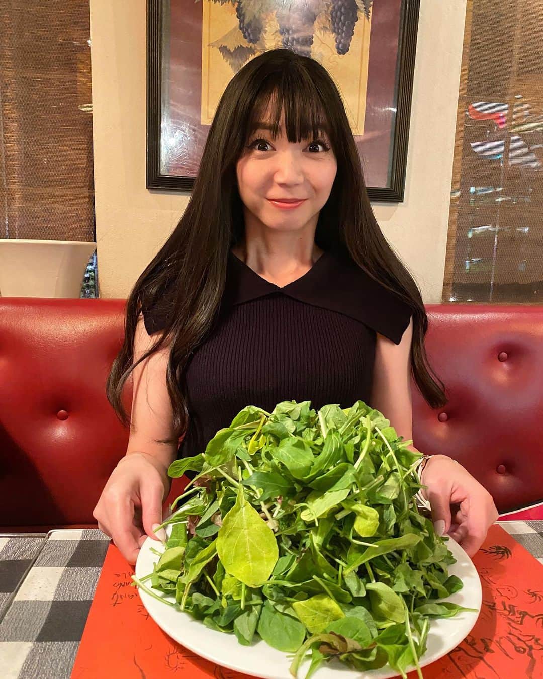 ちぱるのインスタグラム：「. おもに葉っぱ🍀 . . .」