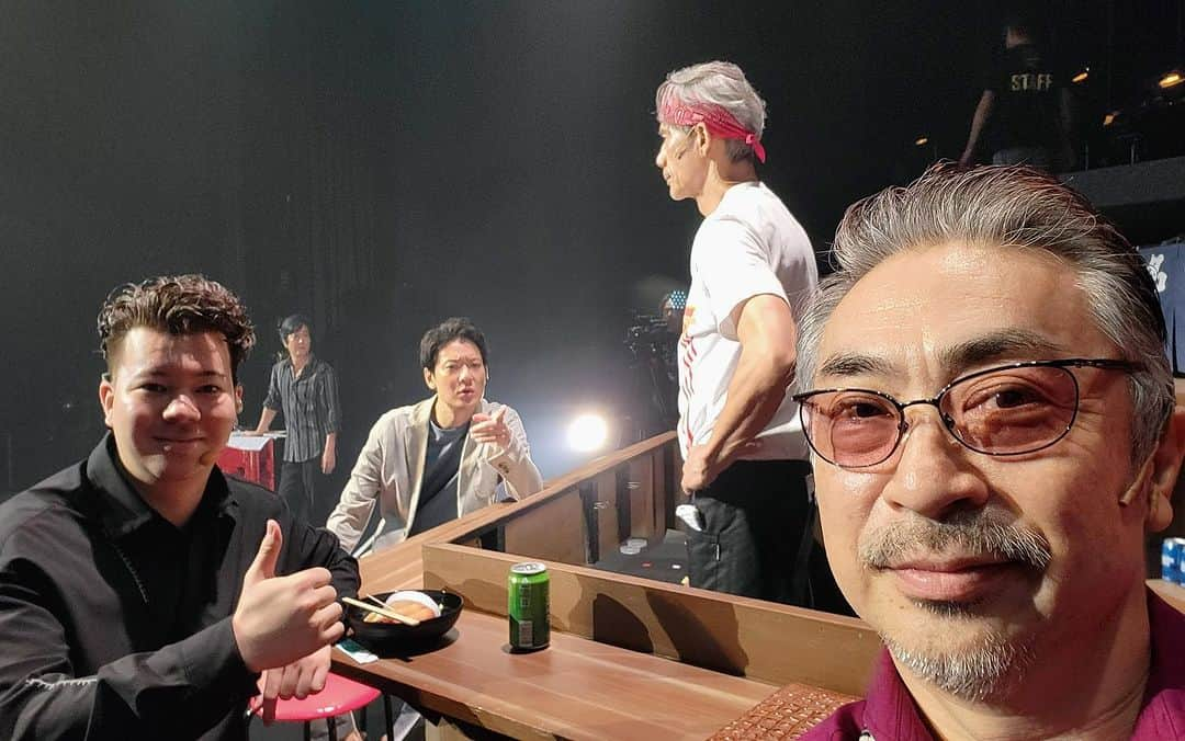 近江谷太朗さんのインスタグラム写真 - (近江谷太朗Instagram)「【出演オンエア情報】  TOSHIKI KADOMATSU MILAD 2 with additional live 「THE DANCE OF LIFE ～Final Chapter～」Extended  日時：１２月１０日（日） 　　　２１：００～  　　　WOWOWライブ / WOWOWオンデマンドにて。  https://www.wowow.co.jp/detail/194552/001  是非是非ご覧下さいませ😘  ※踊ってる映像で最初近江谷がクネクネしてるのは実際の振りではありません。本田さんのサックスがかっちょ良すぎて調子に乗りました😗」11月14日 16時05分 - tarooumiya