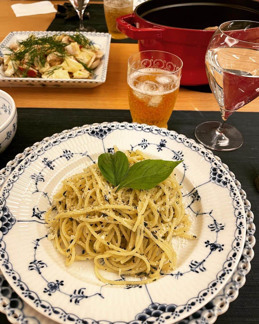 中島静佳さんのインスタグラム写真 - (中島静佳Instagram)「山田玲奈ちゃんのお家で、玲奈ちゃん手作りランチをご馳走になりました✨ とっても素敵な空間で美味しいご飯、そして尽きない話、すごく嬉し楽しい時間でした❤️玲奈ちゃんありがとう❗️ #お友達ご飯美味しかった #手作りしてくれてありがとう #山田玲奈　ちゃん」11月14日 16時11分 - shizuka617nakajima