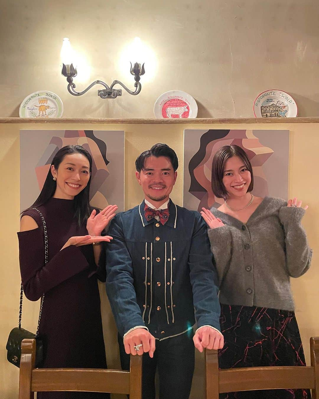 熊澤枝里子さんのインスタグラム写真 - (熊澤枝里子Instagram)「・ 『美食×アート×美容と医療』 の面白いイベントに参加してきました。 お料理は美味しい @bisboccia_official にて。 この日はお料理もアートを表現されたメニューでした。 主催の @afrode_clinic は 「美容医療、中医学、ピラティス、予防医療、ウェルビーイング、アート、健康食」と着手されている事が、私自身も興味があり追求している事と近くて共感の嵐。笑 「健康的に幸せに美しく生きる！」を目指すとそこになるよね。 とても興味深くて面白いイベントでした。 ぜひクリニックもお邪魔してみたい。 主催者の道下さん @michi___life も知識が豊富で沢山興味深いお話をされていました。  3つのギャラリーから出展されていたアートも素敵でした✨」11月14日 16時35分 - kumazawa_eriko